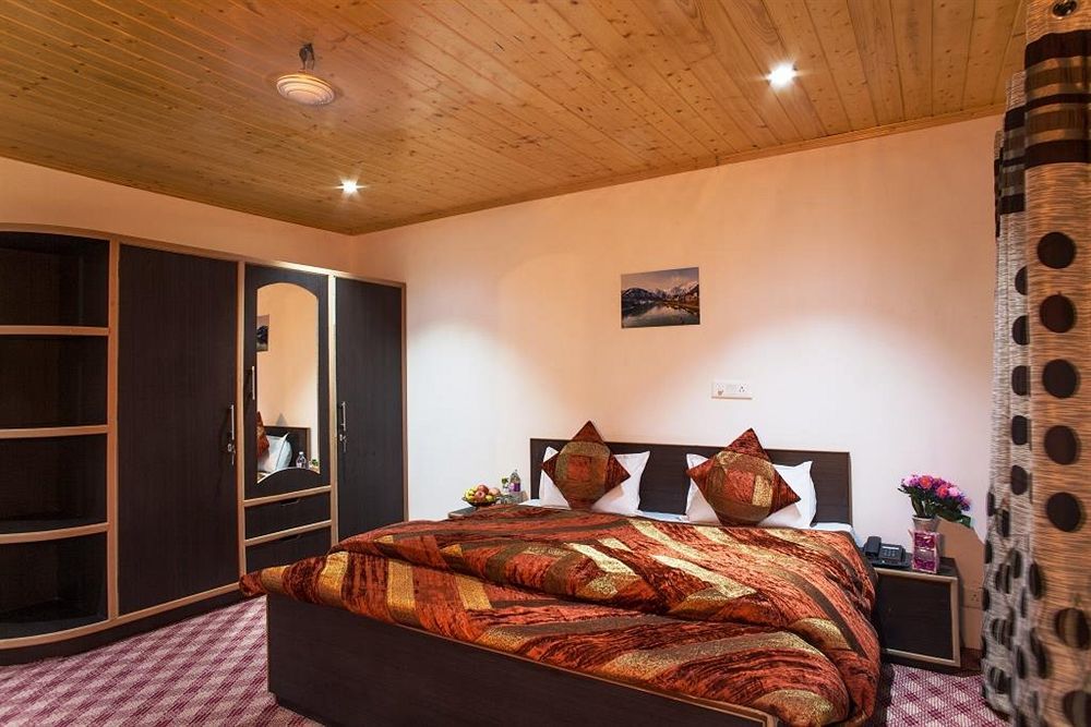 Hotel Sheesha Residency Srīnagar Exterior foto
