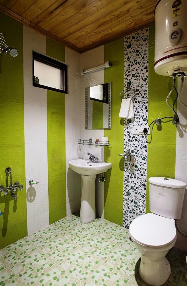 Hotel Sheesha Residency Srīnagar Exterior foto